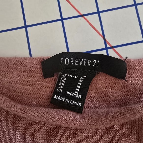 FOREVER 21 Pink Sleeveless Crop Top - Picture 3 of 3